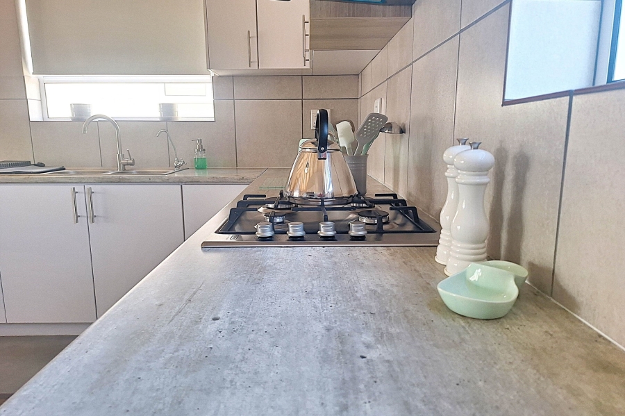 2 Bedroom Property for Sale in Britannia Bay Western Cape